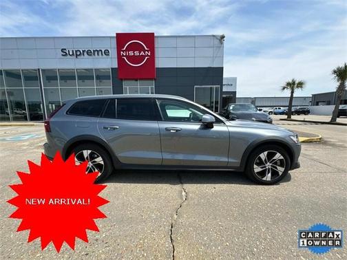 2020 Volvo V60 Cross Country T5