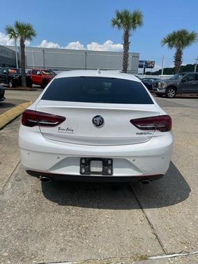 2019 Buick Regal Sportback Avenir