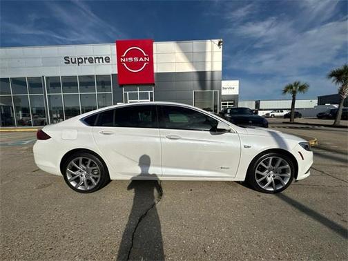 2019 Buick Regal Sportback Avenir
