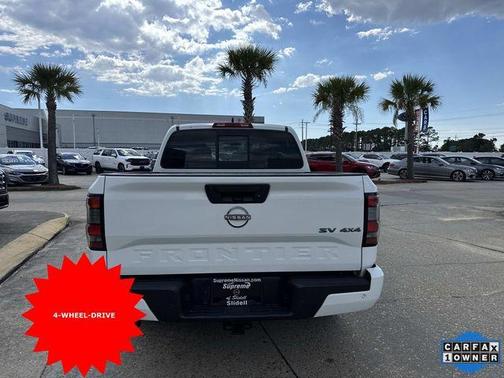 2022 Nissan Frontier SV