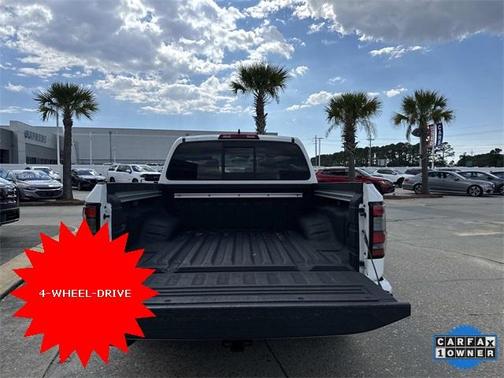 2022 Nissan Frontier SV