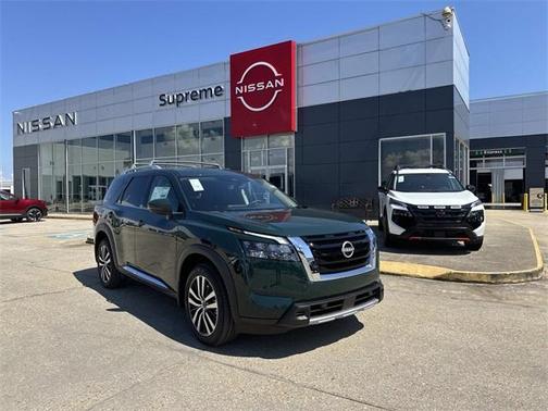 2025 Nissan Pathfinder Platinum