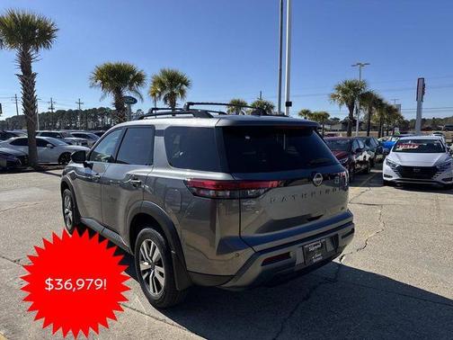 Gun Metallic 2026 Nissan Pathfinder SL