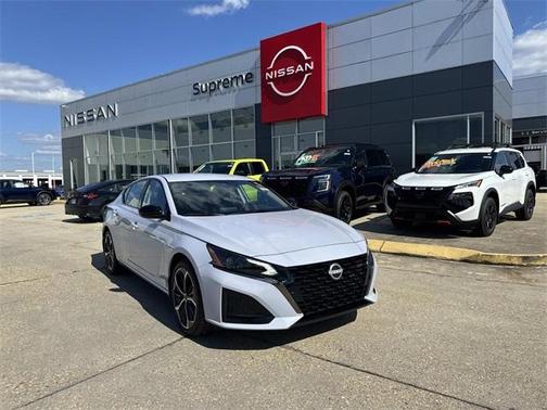 2025 Nissan Altima SR