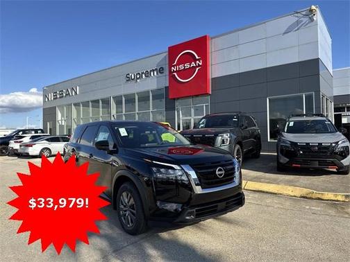 2025 Nissan Pathfinder S
