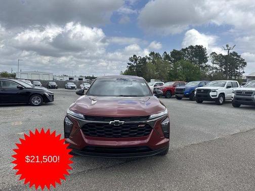 Crimson Metallic 2024 Chevrolet Trax 1RS