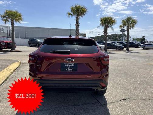 Crimson Metallic 2024 Chevrolet Trax 1RS