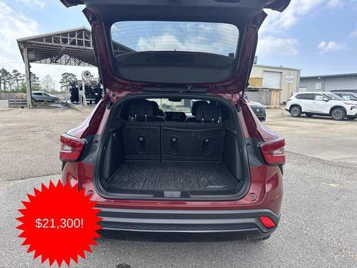 Crimson Metallic 2024 Chevrolet Trax 1RS