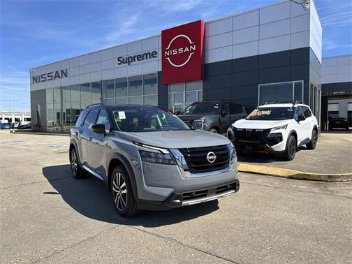 2025 Nissan Pathfinder Platinum