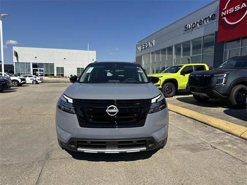 2025 Nissan Pathfinder Platinum