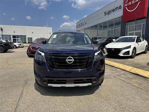 2025 Nissan Pathfinder Platinum