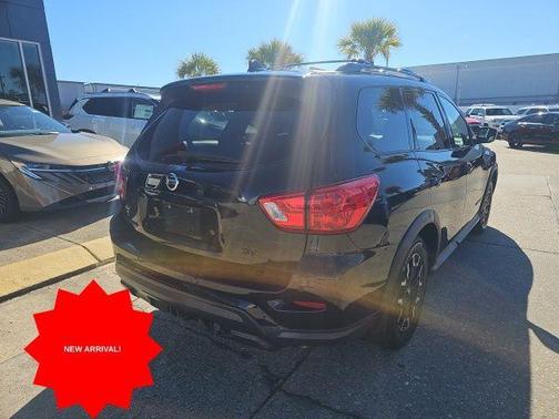 2020 Nissan Pathfinder SV