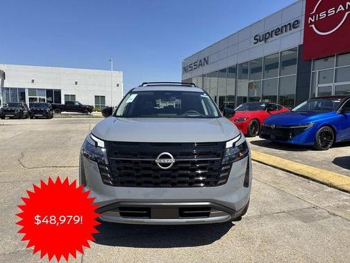 Boulder Gray Metallic 2026 Nissan Pathfinder Platinum