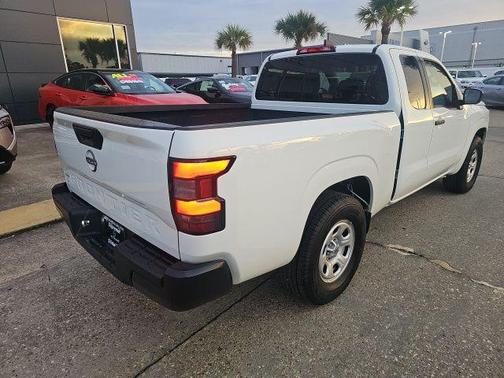 2024 Nissan Frontier S