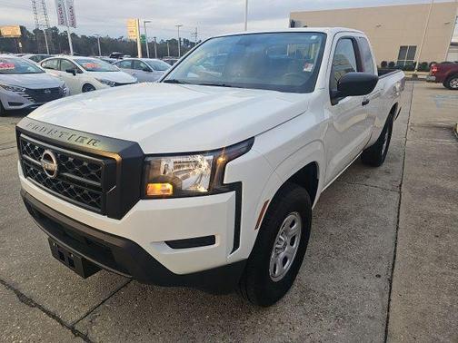 2024 Nissan Frontier S