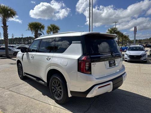 2026 Nissan Armada SV