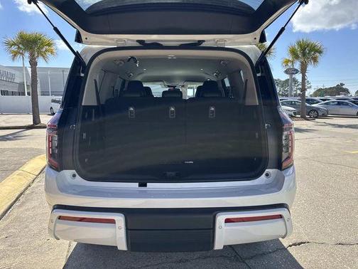 2026 Nissan Armada SV