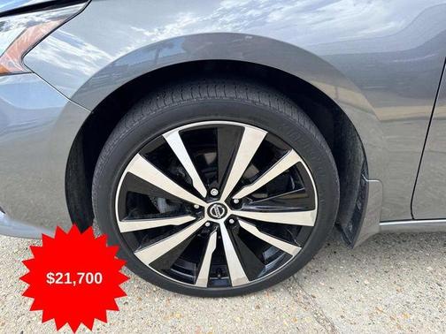 2020 Nissan Altima 2.5 SR