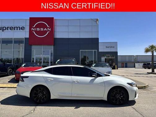 2023 Nissan Maxima SR