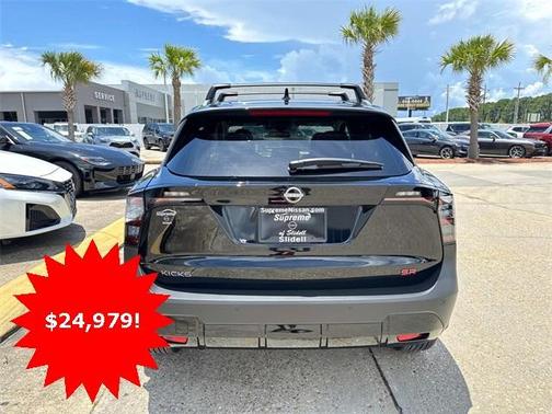 2025 Nissan Kicks SR