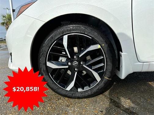 2025 Nissan Versa 1.6 SR