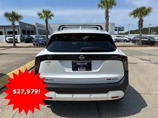 2025 Nissan Kicks SR