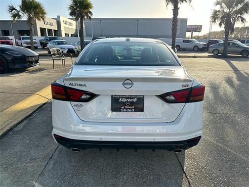 2025 Nissan Altima SR