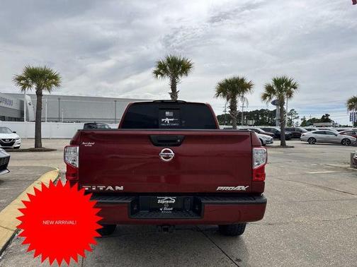 Cayenne Red Metallic 2019 Nissan Titan PRO-4X