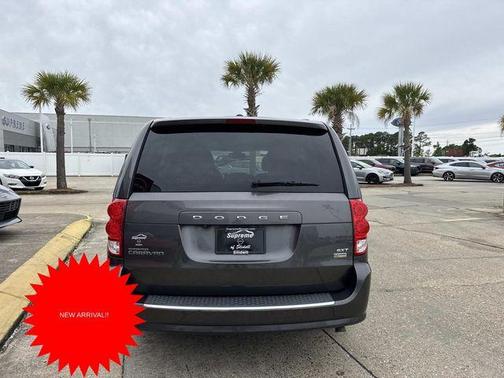 Granite Pearlcoat 2019 Dodge Grand Caravan SXT