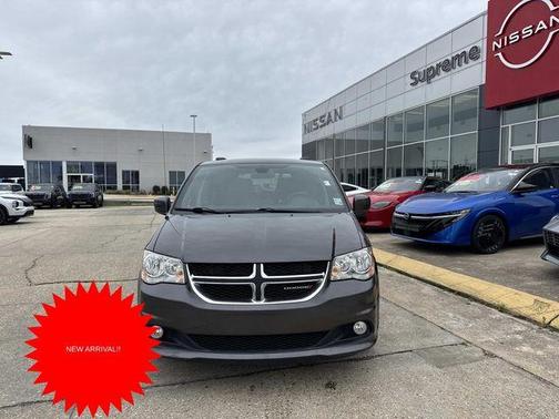 Granite Pearlcoat 2019 Dodge Grand Caravan SXT