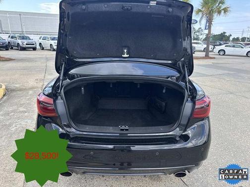 2022 INFINITI Q50 LUXE