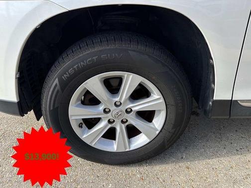 2013 Toyota Highlander Base Plus