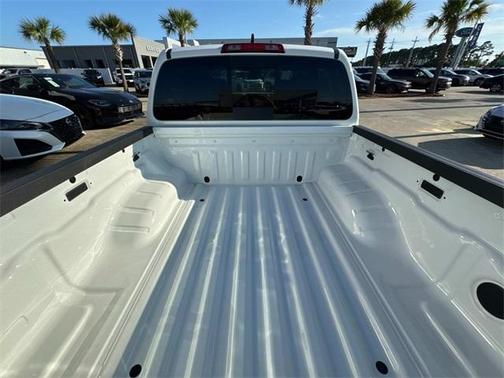 2025 Nissan Frontier S