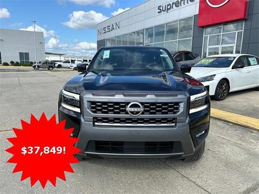 2025 Nissan Frontier SL