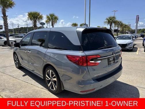 Sonic Gray Pearl 2023 Honda Odyssey Touring