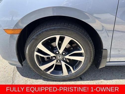 Sonic Gray Pearl 2023 Honda Odyssey Touring