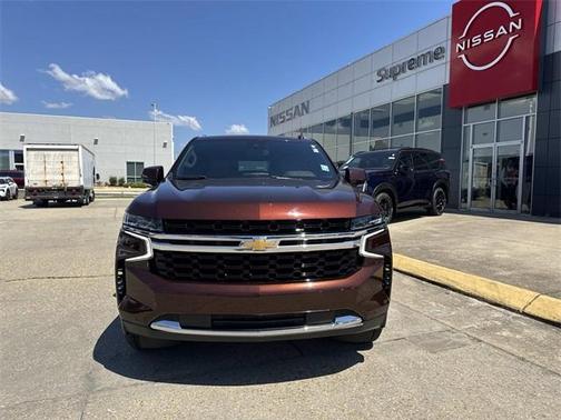 2023 Chevrolet Suburban LS