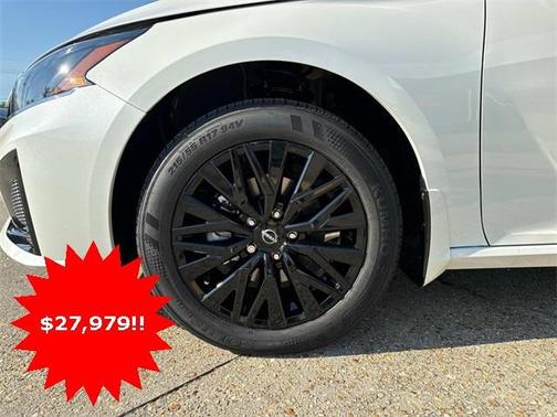 2025 Nissan Altima SV