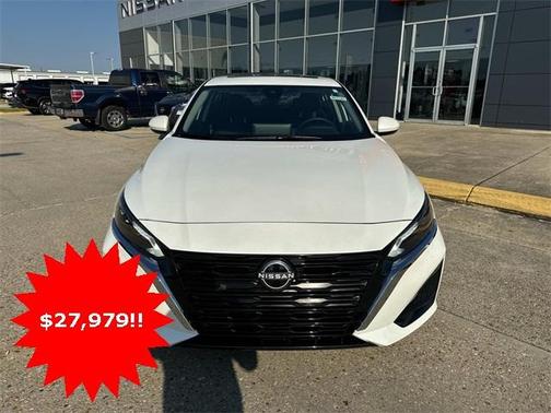 2025 Nissan Altima SV