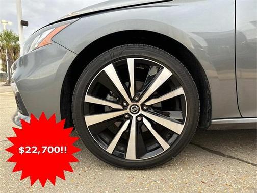 2022 Nissan Altima 2.5 SR