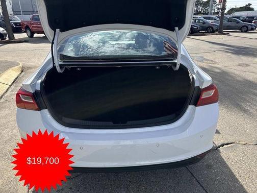 2025 Chevrolet Malibu LT