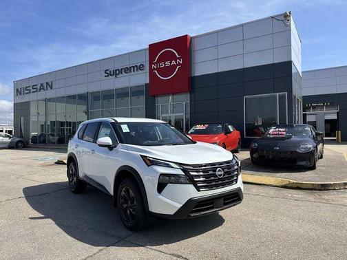 Everest White P 2026 Nissan Rogue SV