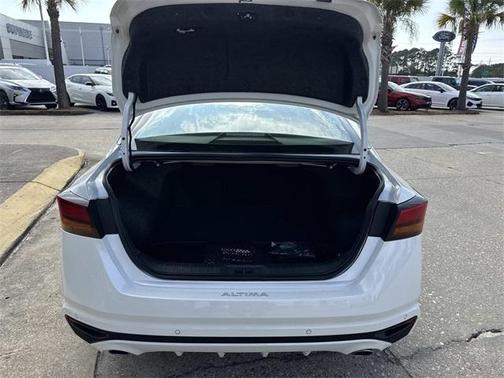 2025 Nissan Altima SL