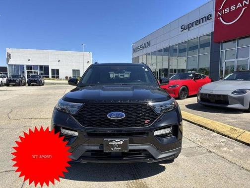 Black Metallic 2022 Ford Explorer ST