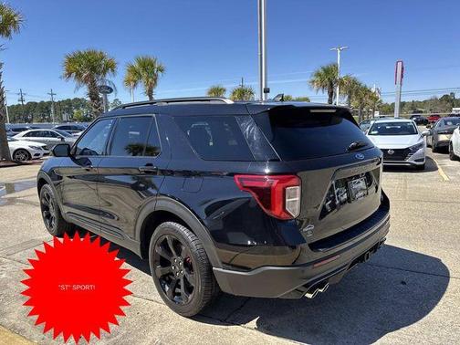 Black Metallic 2022 Ford Explorer ST