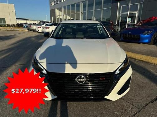 2025 Nissan Altima SR