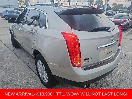 Silver Coast Metallic 2016 Cadillac SRX Luxury Collection