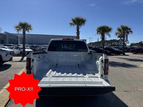 2022 Nissan Frontier PRO-X