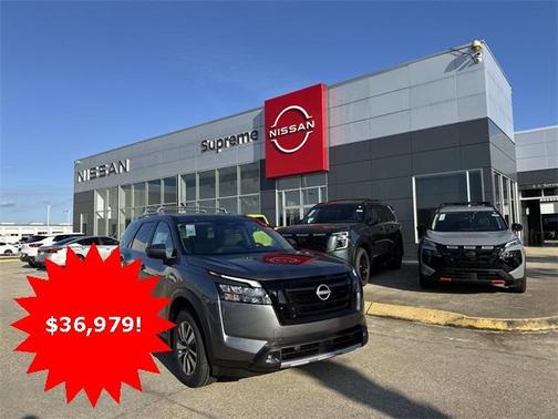 2025 Nissan Pathfinder SL