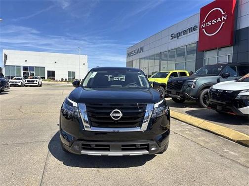 2025 Nissan Pathfinder Platinum